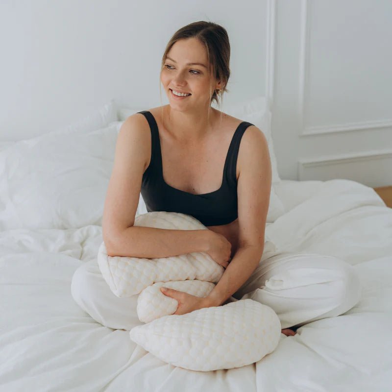 Cuscino a 3 pezzi per dormire sul fianco sinistro. Supporto ergonomico per alleviare sintomi gravidanza e sonno in sicurezza